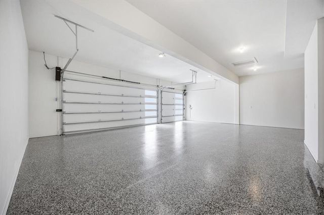 2809 SW Heartland Road, Lee's Summit, MO 64082