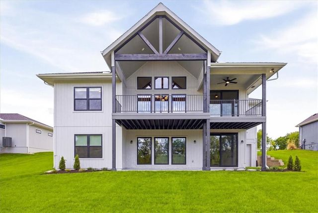 2809 SW Heartland Road, Lee's Summit, MO 64082