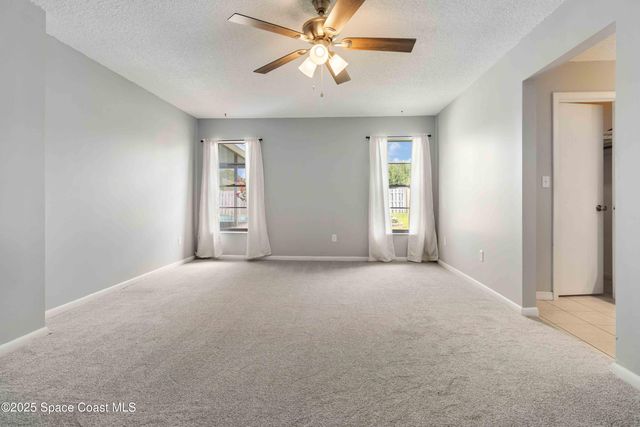 627 Binney Street NE, Palm Bay, FL 32907