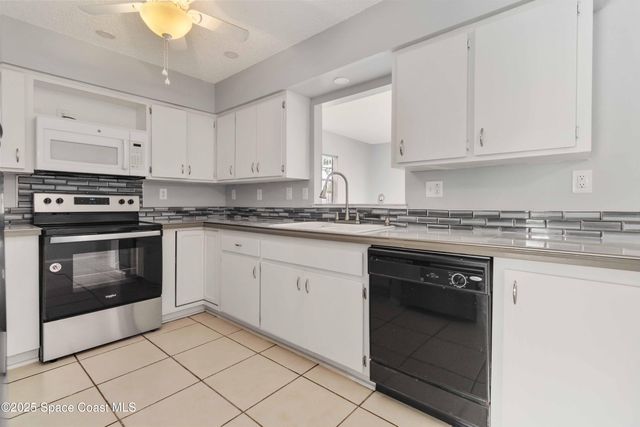 627 Binney Street NE, Palm Bay, FL 32907