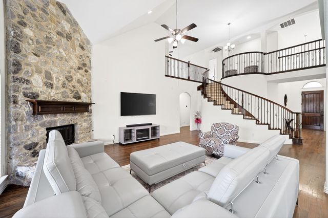 12305 Belmeade Drive, Frisco, TX 75035