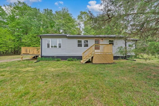 24 Robin Ridge RD, Rocky Mount, VA 24151