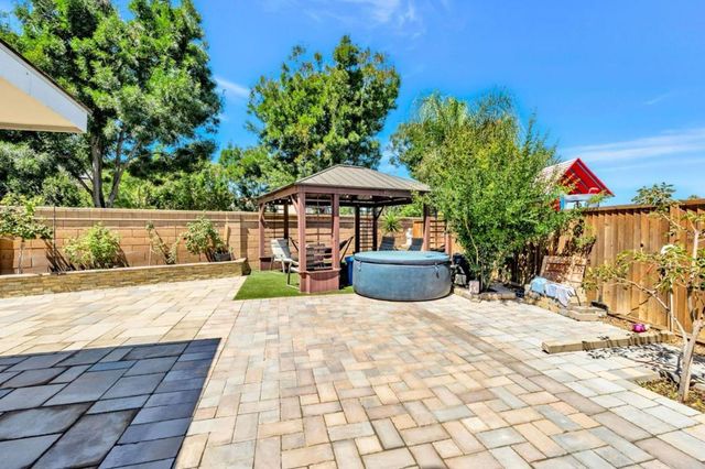 615 Heron Drive, Los Banos, CA 93635