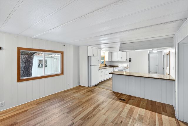 9518 E 4th Ave, Spokane Valley, WA 99206