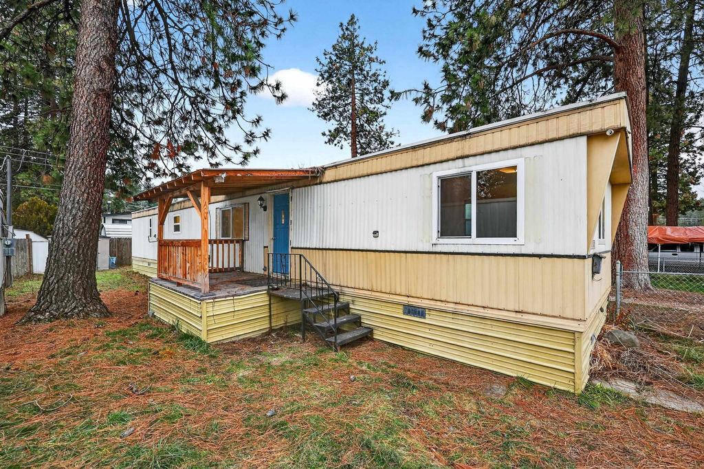 9518 E 4th Ave, Spokane Valley, WA 99206 photo 2