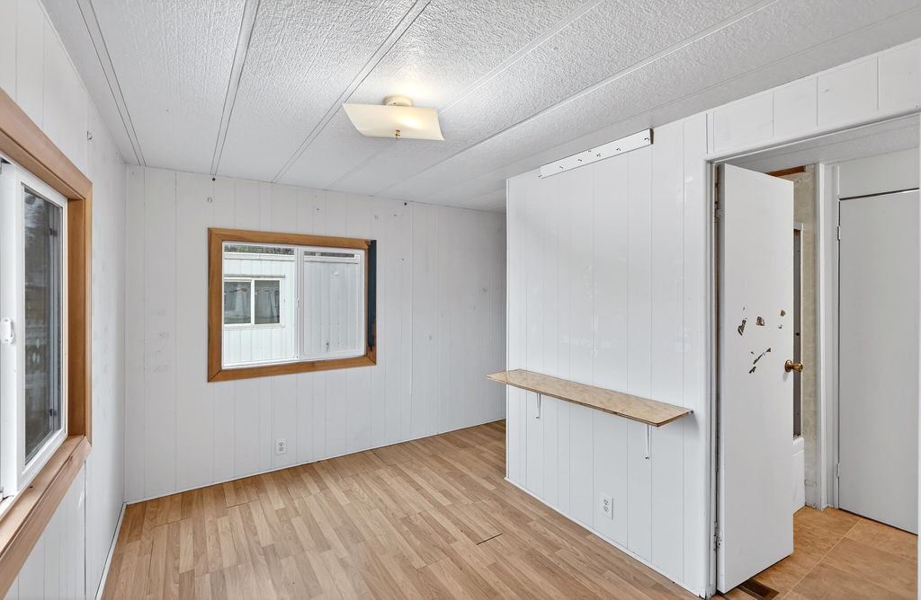 9518 E 4th Ave, Spokane Valley, WA 99206 photo 17