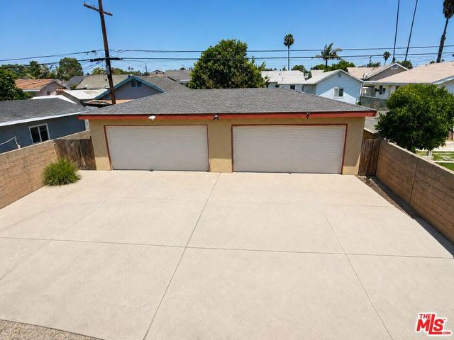 545 E Hillsdale Street, Inglewood, CA 90302