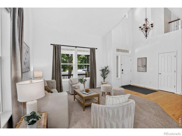 2009 Glenarbor Court, Longmont, CO 80504