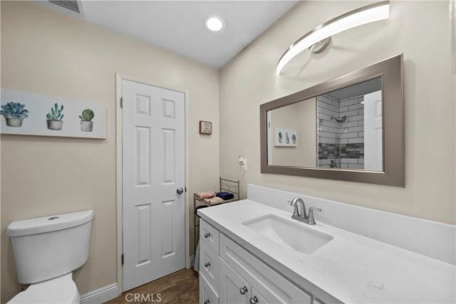 24607 Fourl, Newhall, CA 91321