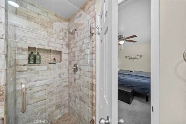 24607 Fourl, Newhall, CA 91321