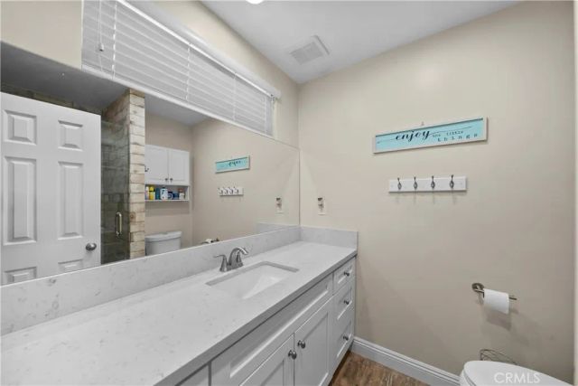 24607 Fourl, Newhall, CA 91321