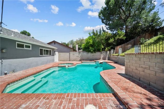 24607 Fourl, Newhall, CA 91321