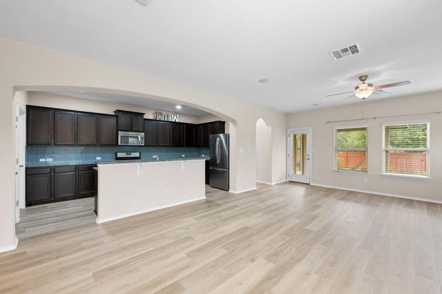 9513 Bentley Garner LN, Austin, TX 78748