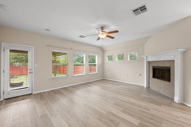 9513 Bentley Garner LN, Austin, TX 78748