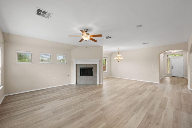 9513 Bentley Garner LN, Austin, TX 78748