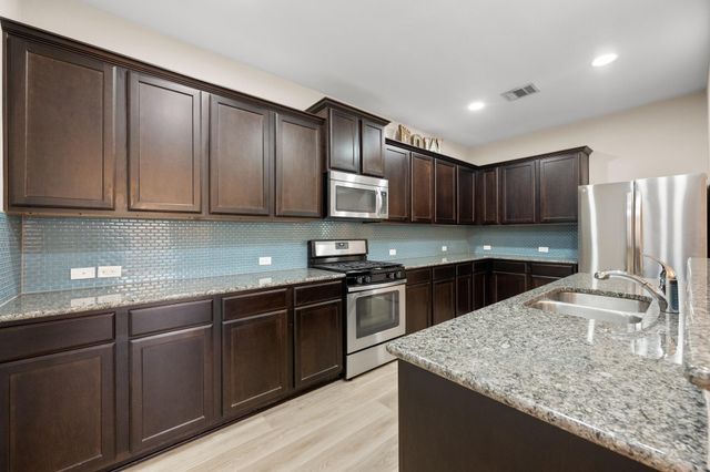 9513 Bentley Garner LN, Austin, TX 78748