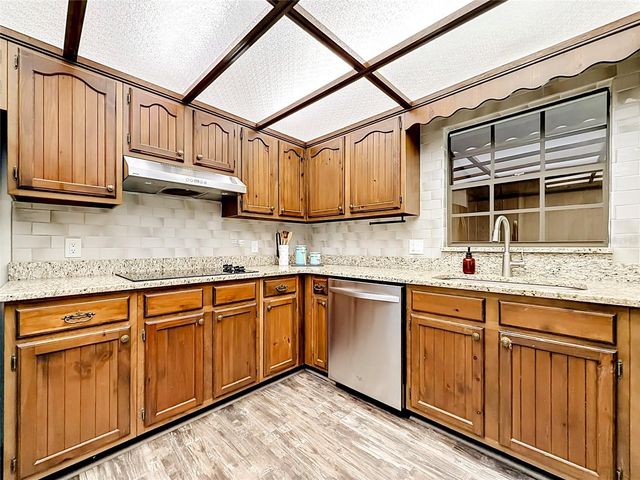 900 NE 165TH STREET, Citra, FL 32113