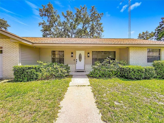 900 NE 165TH STREET, Citra, FL 32113