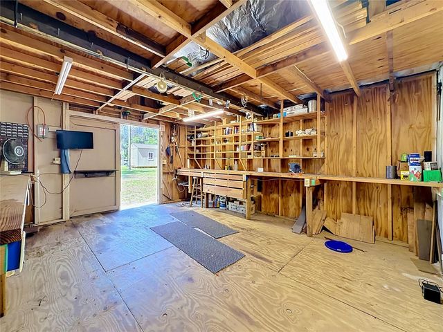 900 NE 165TH STREET, Citra, FL 32113