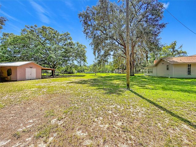 900 NE 165TH STREET, Citra, FL 32113