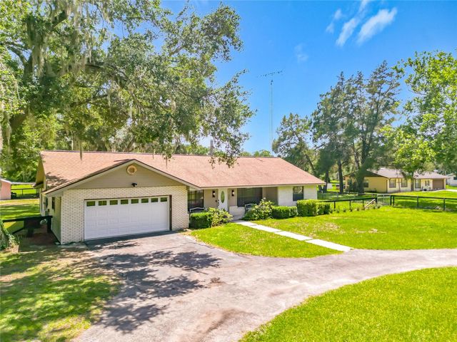 900 NE 165TH STREET, Citra, FL 32113