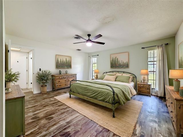 900 NE 165TH STREET, Citra, FL 32113