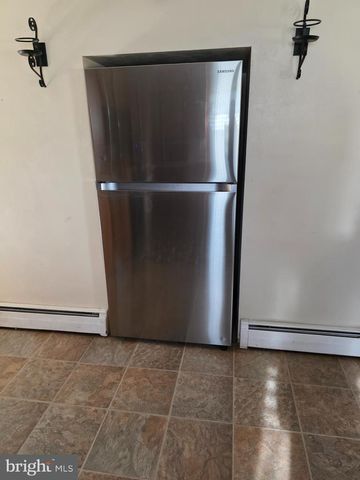 35 TRAIL RD N, Elizabethtown, PA 17022