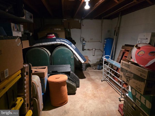 35 TRAIL RD N, Elizabethtown, PA 17022