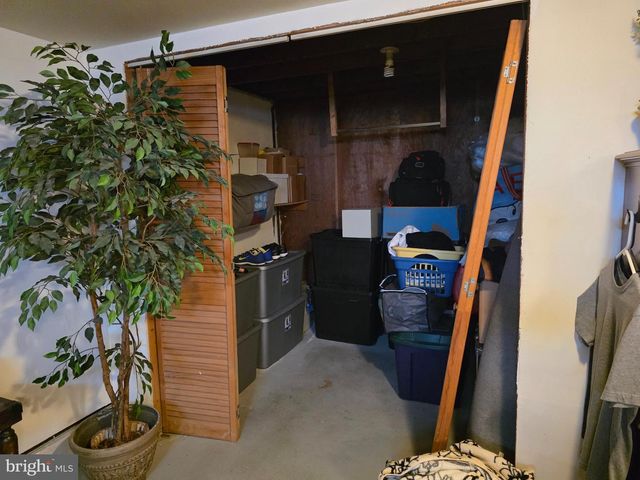 35 TRAIL RD N, Elizabethtown, PA 17022