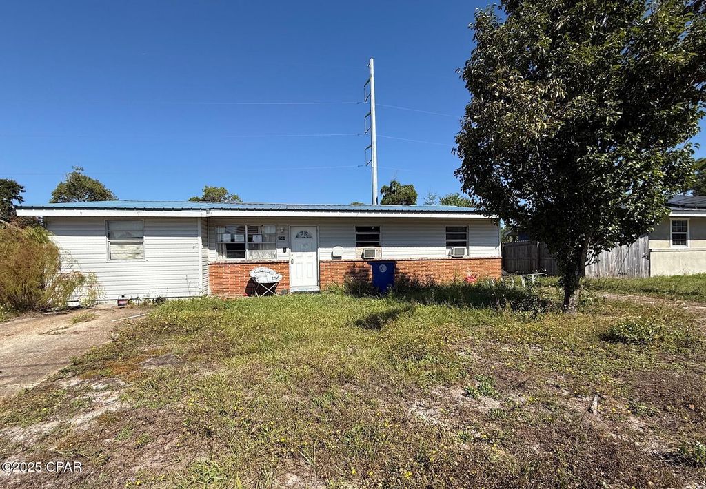 2504 W 21st Street, Panama City, FL 32405