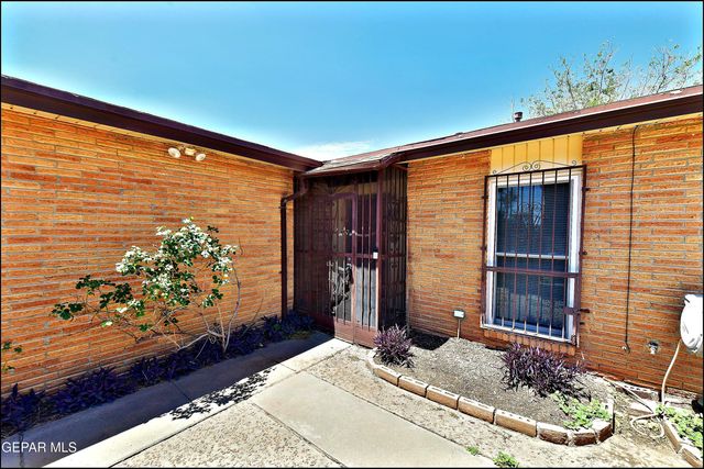 10117 MERCEDES Street, El Paso, TX 79924