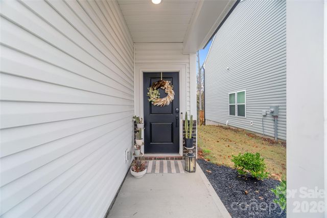 242 Lacewing Drive, Charlotte, NC 28214