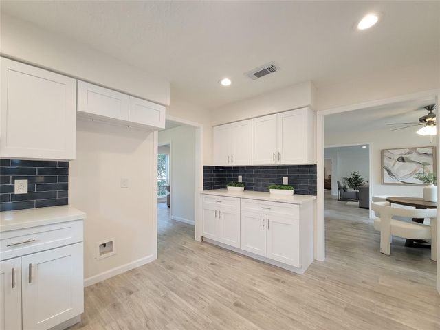 10703 Idlebrook Drive, Houston, TX 77070