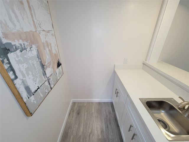 10703 Idlebrook Drive, Houston, TX 77070