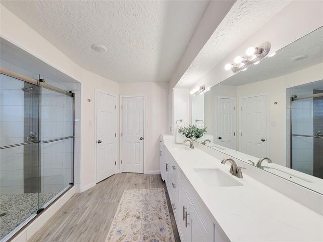 10703 Idlebrook Drive, Houston, TX 77070