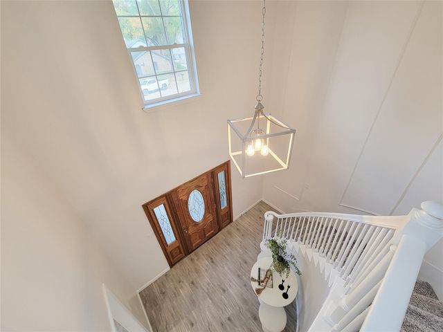 10703 Idlebrook Drive, Houston, TX 77070