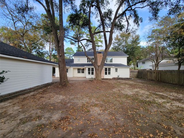 10703 Idlebrook Drive, Houston, TX 77070