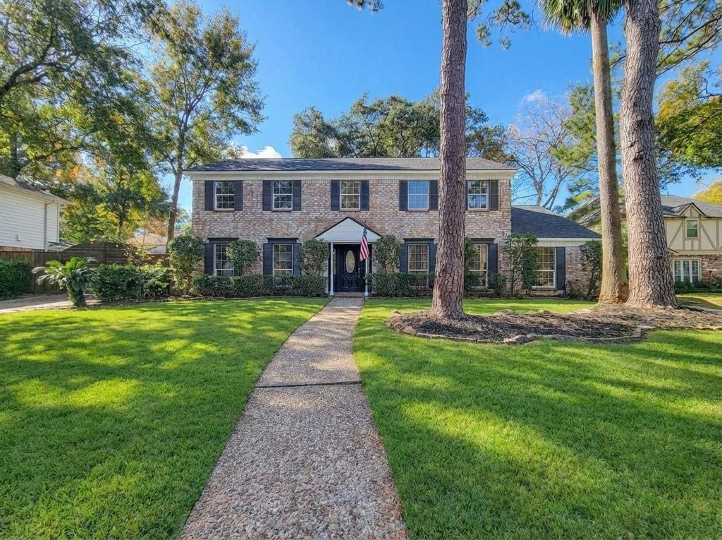 10703 Idlebrook Drive, Houston, TX 77070