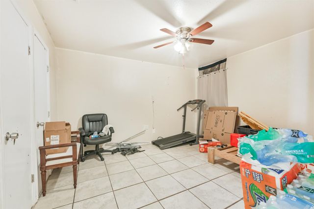 5610 Fallengate Drive, Spring, TX 77373