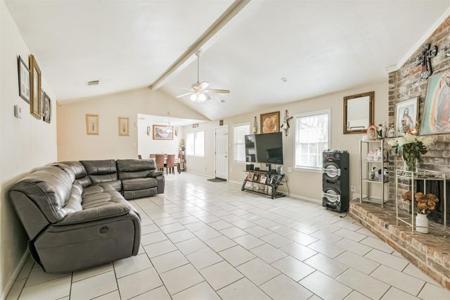 5610 Fallengate Drive, Spring, TX 77373