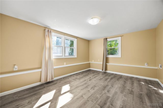 530 Meadowbrook Drive, Lewiston, NY 14092