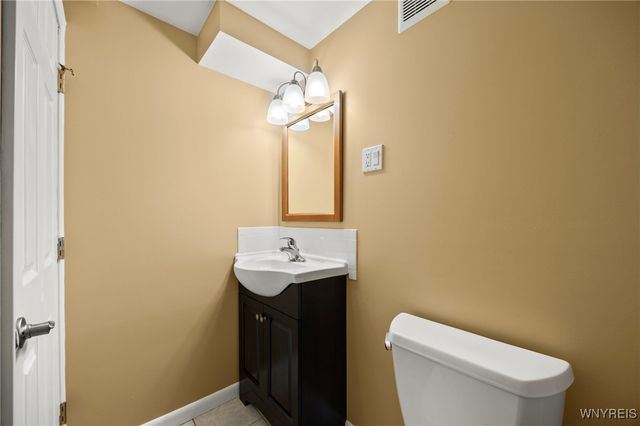 530 Meadowbrook Drive, Lewiston, NY 14092