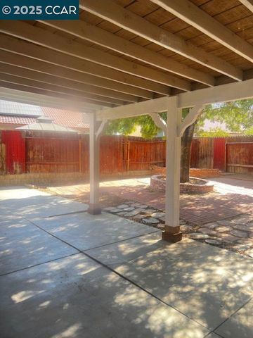 40123 Casillo Rd, Palmdale, CA 93550