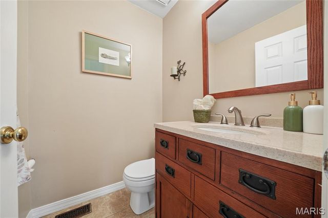 2514 Barrett Place Drive, Ballwin, MO 63021