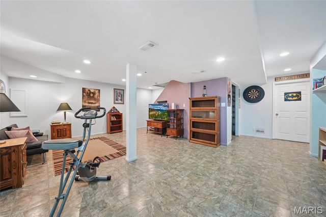 2514 Barrett Place Drive, Ballwin, MO 63021