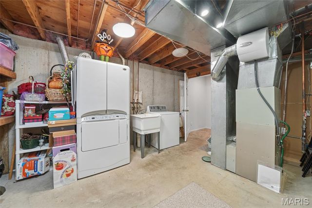 2514 Barrett Place Drive, Ballwin, MO 63021