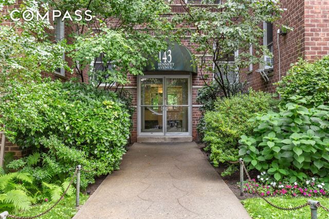 143 Bennett Ave Apt 6R, New York City, NY 10040