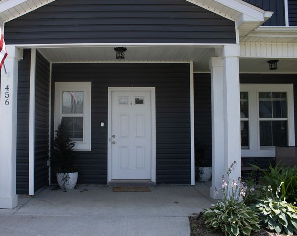 456 Kinslow Ct, Clarksville, TN 37040