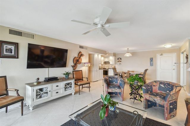 10355 PARADISE BOULEVARD 702, Treasure Island, FL 33706