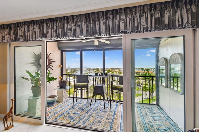 10355 PARADISE BOULEVARD 702, Treasure Island, FL 33706